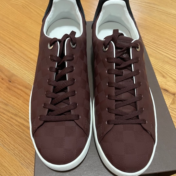Louis Vuitton sneakers - Picture 2 of 2